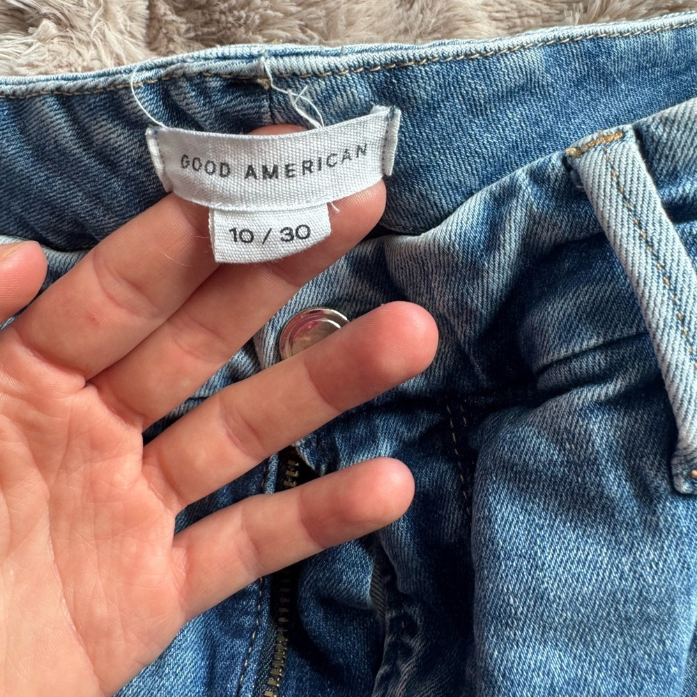 Good American Light Blue Ankle Jeans - Picture 7 of 15